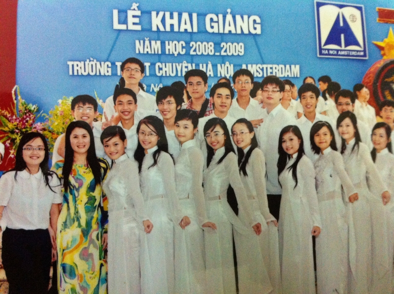 khai giang